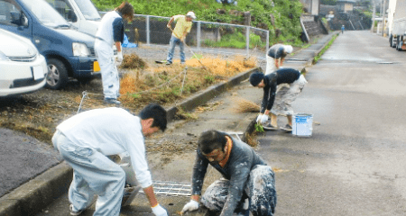 近隣の清掃活動